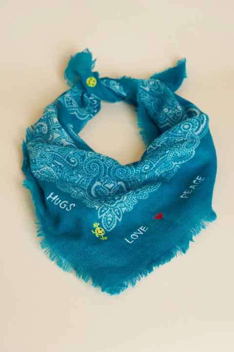Bleu turquoise