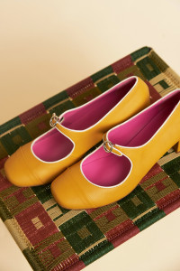 Jaune